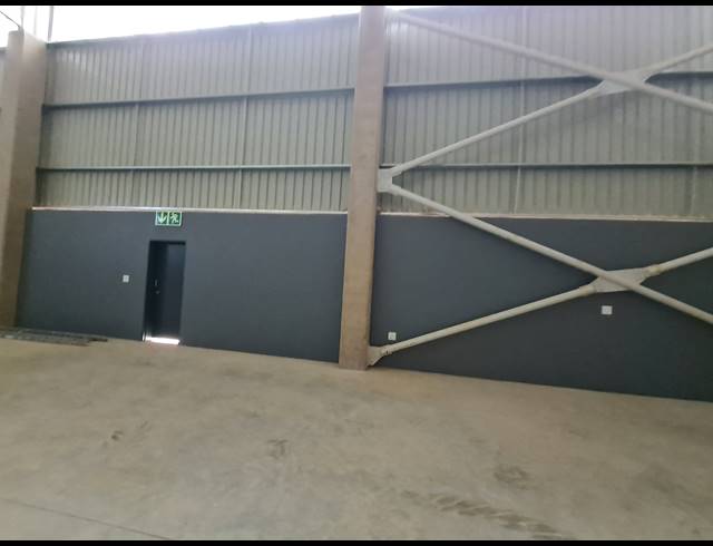 415.98M² WAREHOUSE TO LET IN SAMRAND BUSINESS PARK